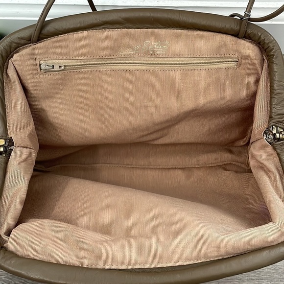 Snake Pattern Purse - Picture 4 of 6